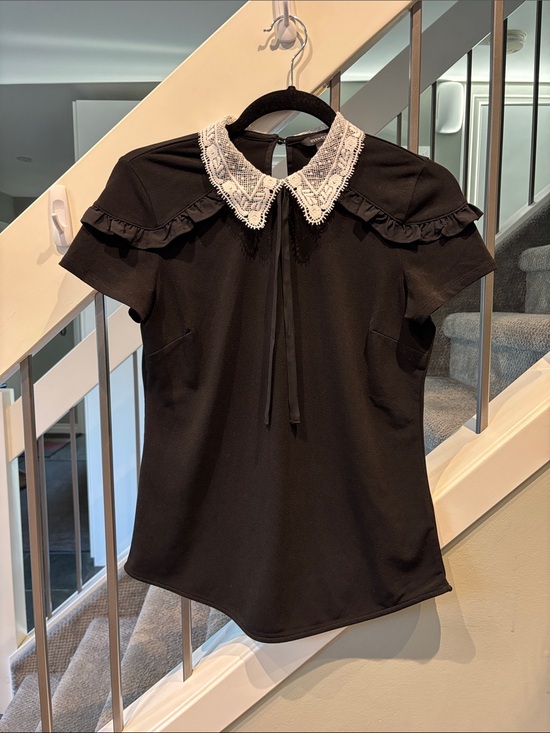 RW&CO. Tops - RW & Co Peter Pan Collar Blouse